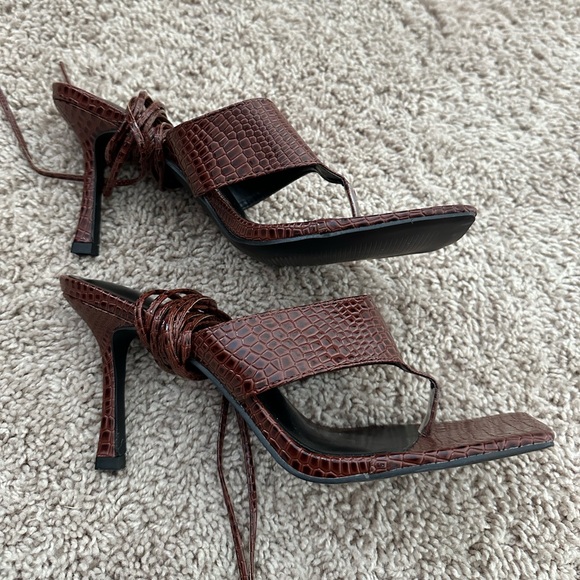 PrettyLittleThing Shoes - NEW PRETTY LITTLE THING Faux Croc heel sandal size 10